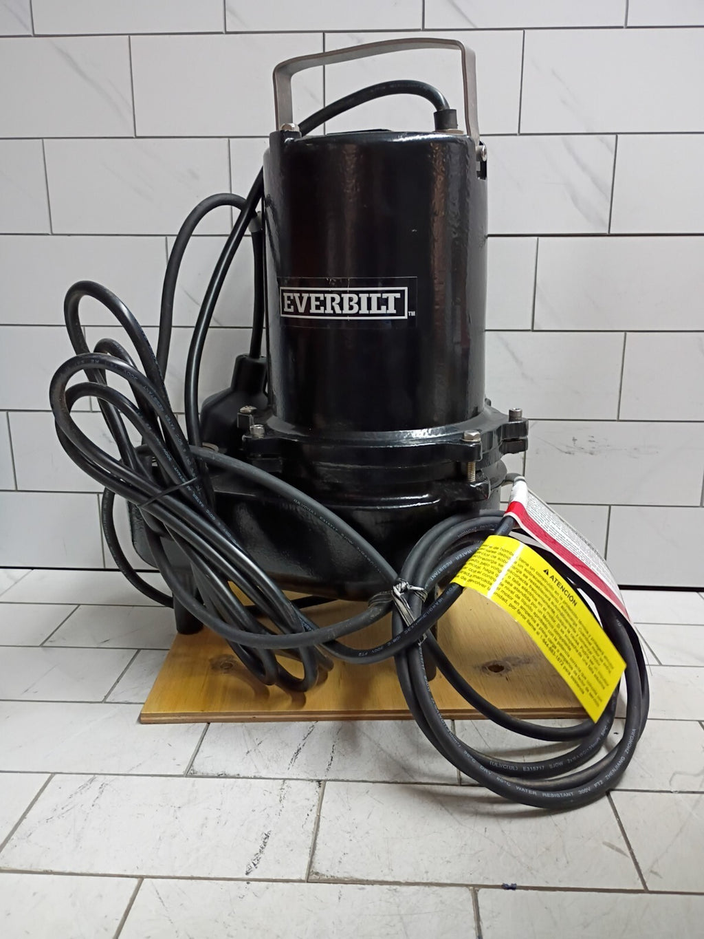 Everbilt 3/4 HP Sewage Ejector Pump, Black - ESE60W-HD **READ DESCRIPTION**