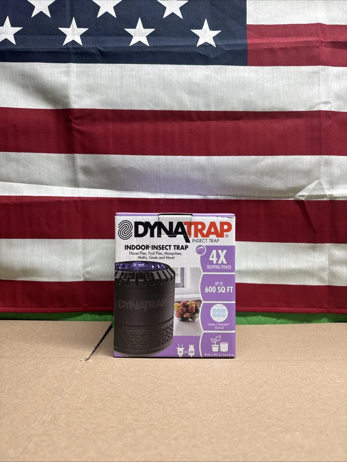 DynaTrap #DT152. Ultralight Indoor Flying Insect Trap. 600 sq ft, 8W.