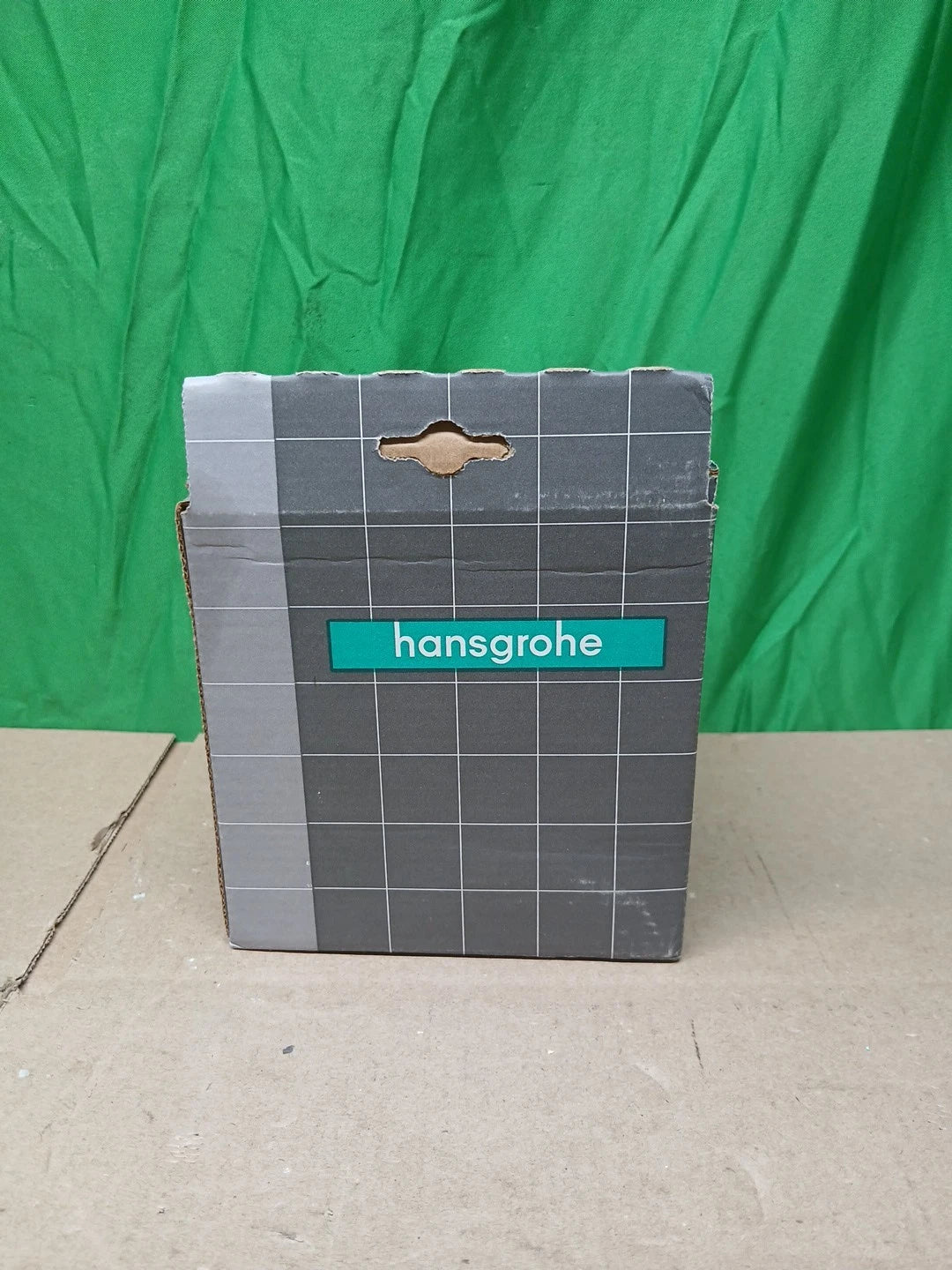 Hansgrohe FixFit Q Wall Outlet, Brushed Bronze, 26887140 Shower Holder NEW OPENB