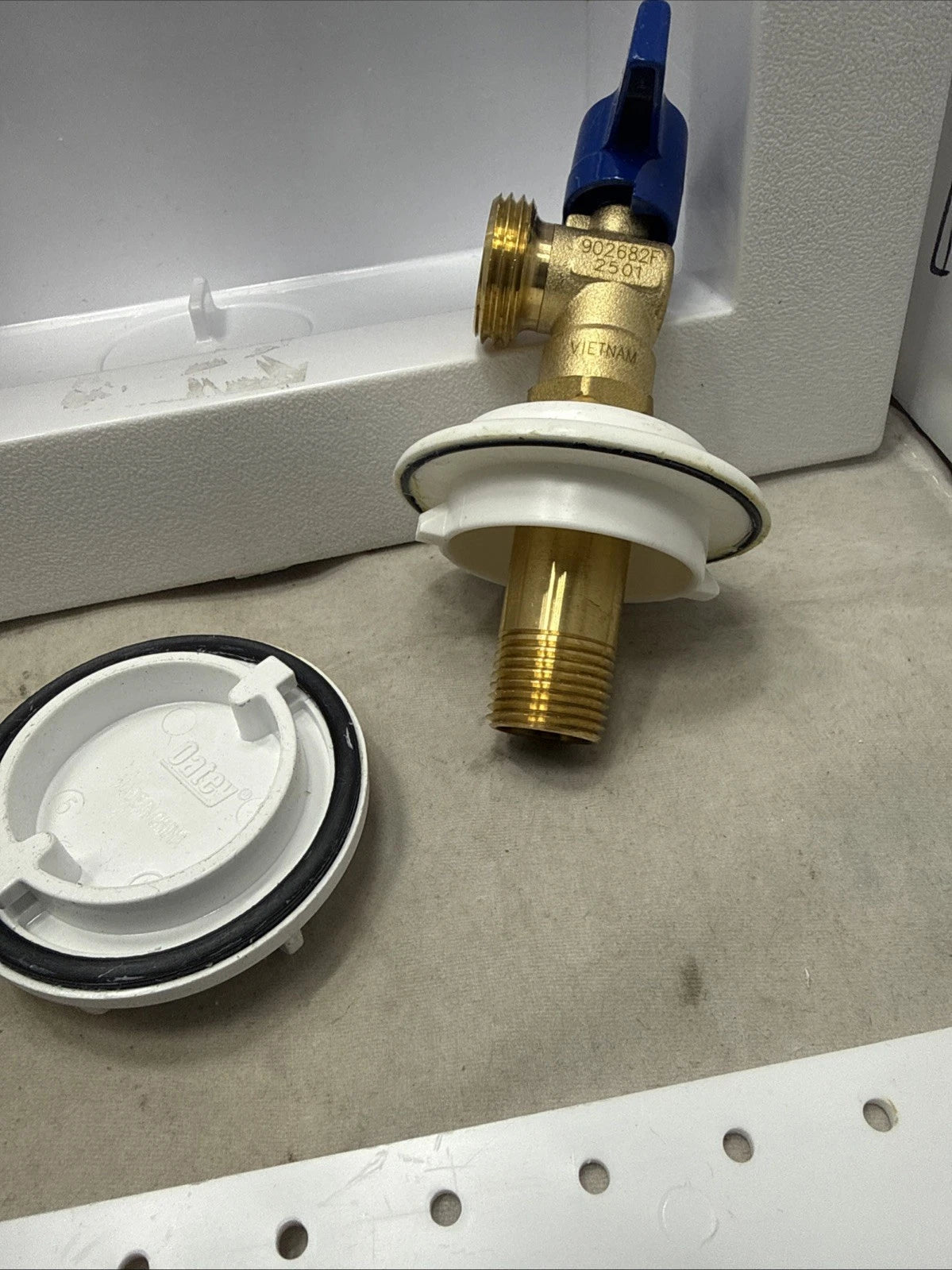 "Washing Machine Outlet Box'' Oatey Quadtro 4 Options Model 38529 Open Box .