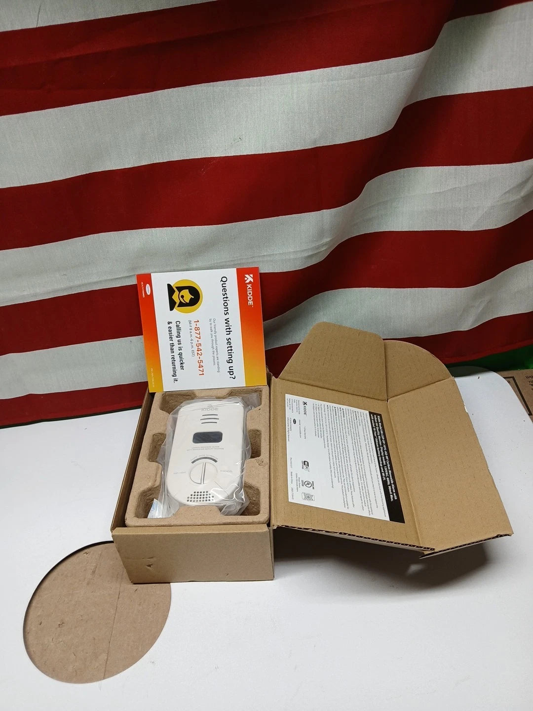 Kidde Carbon Monoxide Alarm with Indoor Air Quality Monitor KN-COP-DP-10YL-AQ-WF