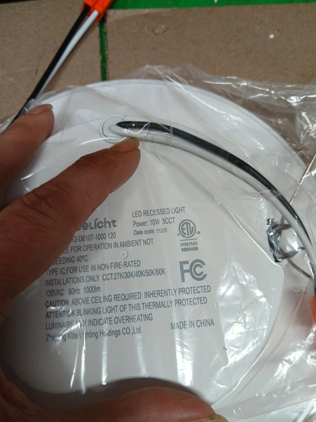 6pk Freelight 6 Inch 5CCT in 1 led can lights with flat trim