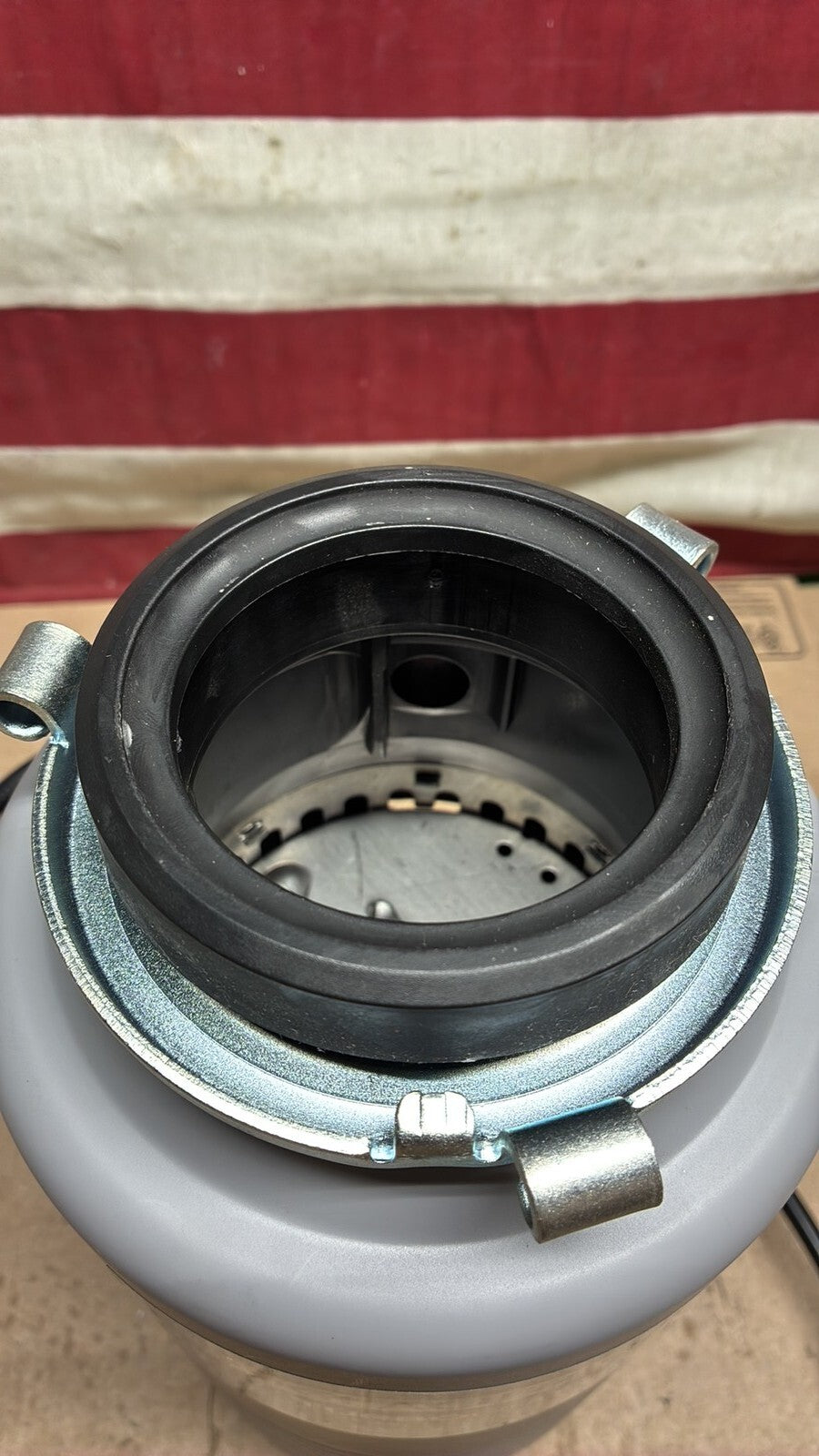 Glacier Bay TurboGrind GB333 1/2 Hp Garbage Disposal OB *READ DESCRIPTION*