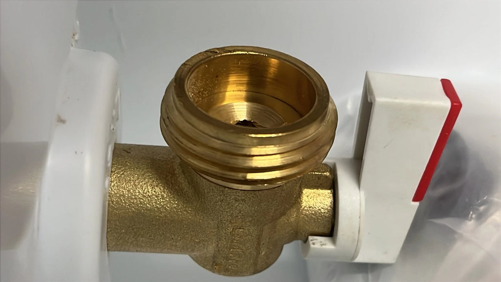 Everbilt 1/2 Brass SWT/MNPT Washing Machine Outlet open box READ DESCRIPTION*