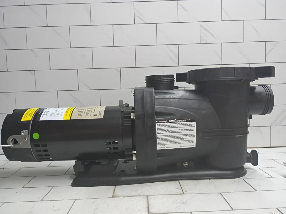 Everbilt SPP10002-2SP 1HP Pool Pump 2 Speed 230V ***NO UNIONS*** OPEN BOX