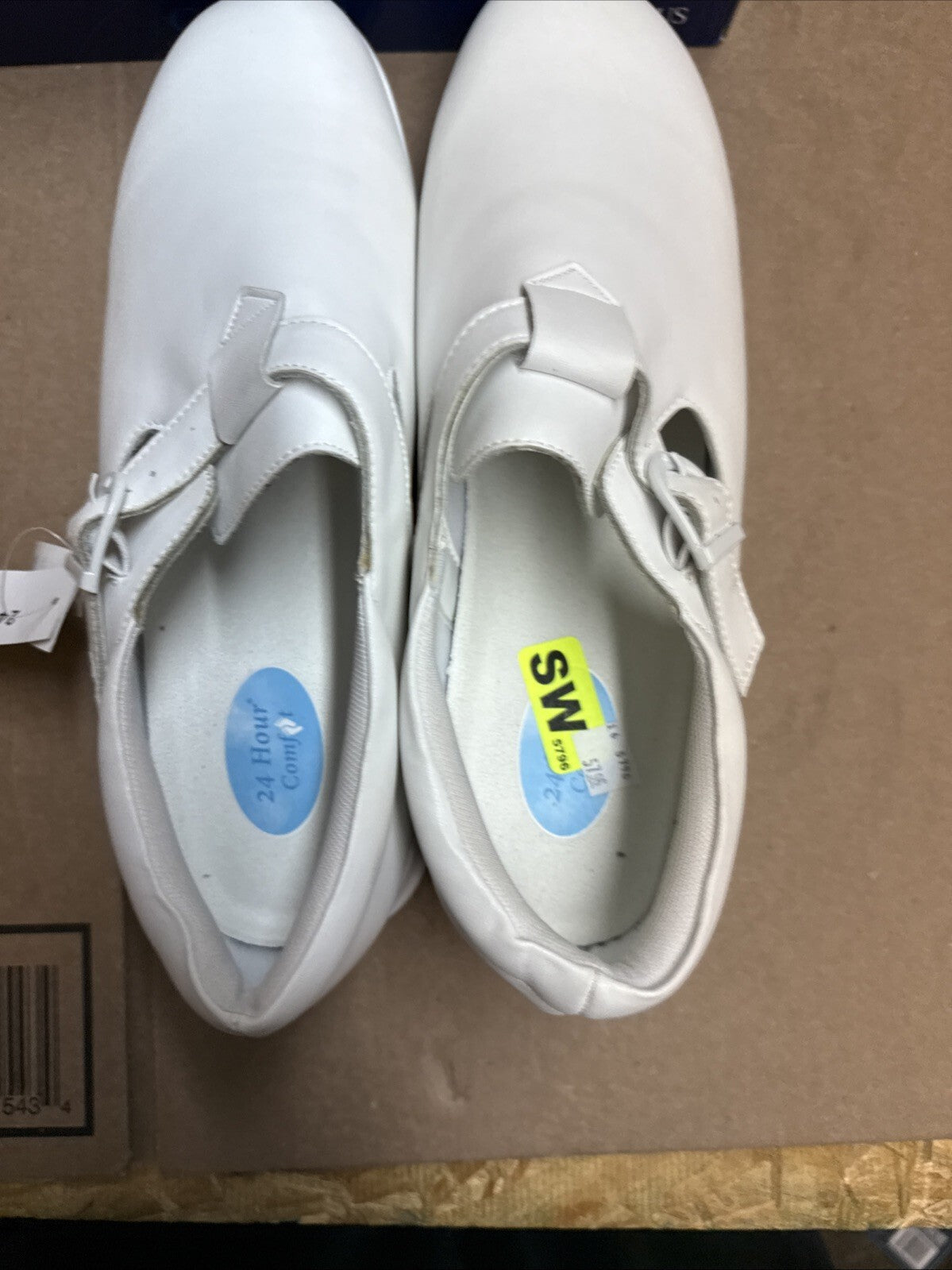 24 HOUR COMFORT Willa Women's Wide Width Leather Shoes size 12 nurse