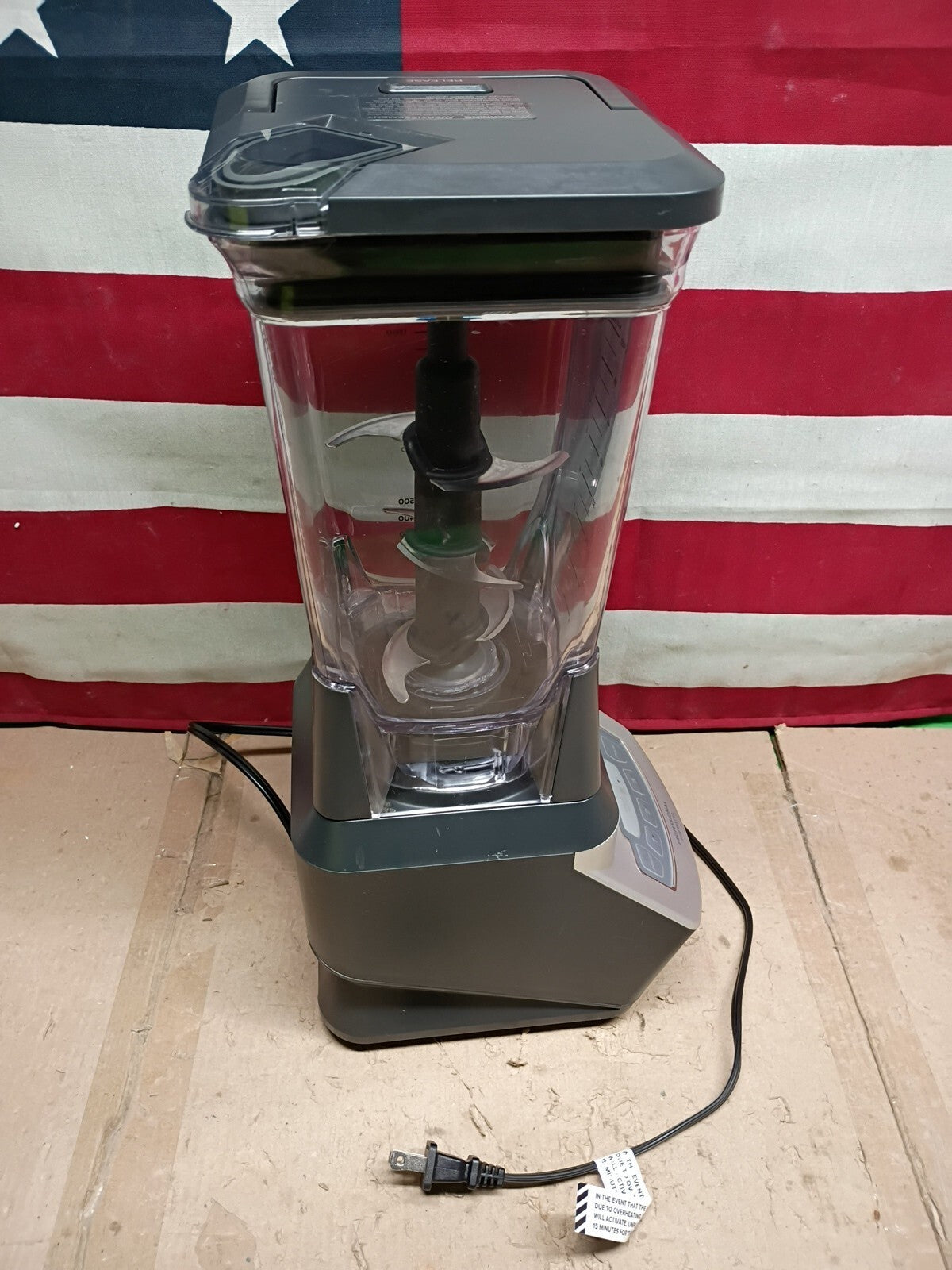 Ninja BL660 3 Speed Blender - Gray, Used Tested