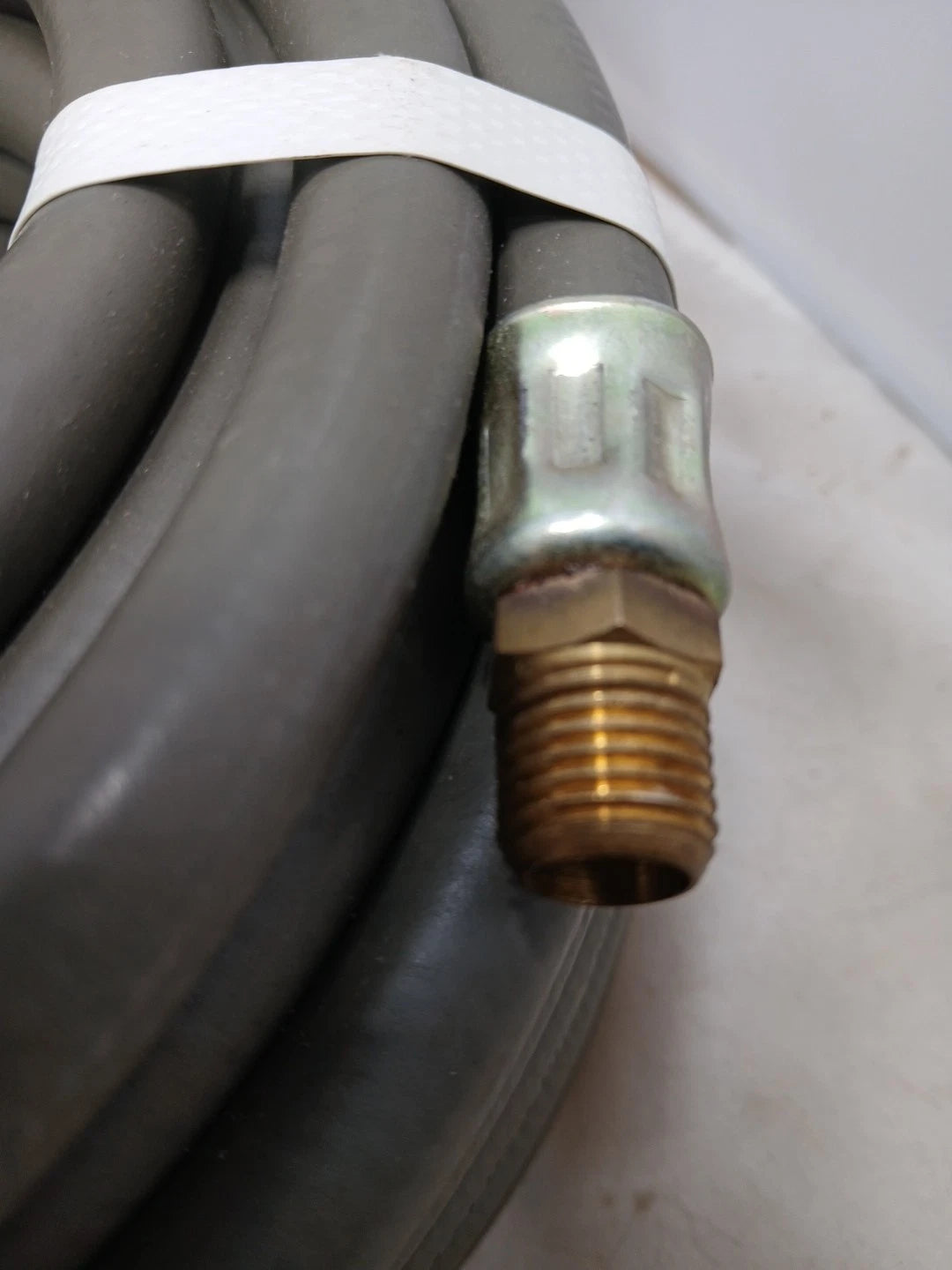 50 Ft Air Hose W.P.200 PSI B.p. 800 PSI Made In India OB