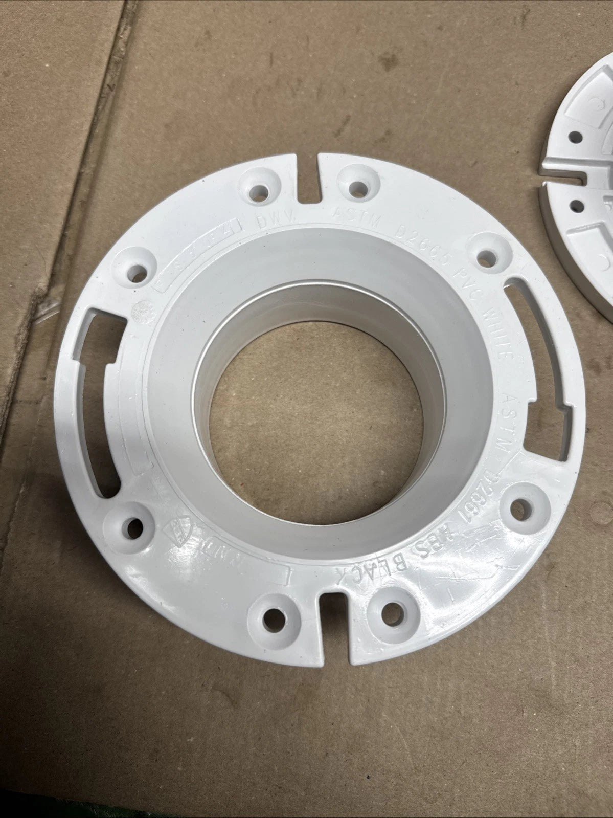 4pck 3" X 4" PVC CLOSET FLANGE NO PIPE STOP STANDARD PATERN New Open Box