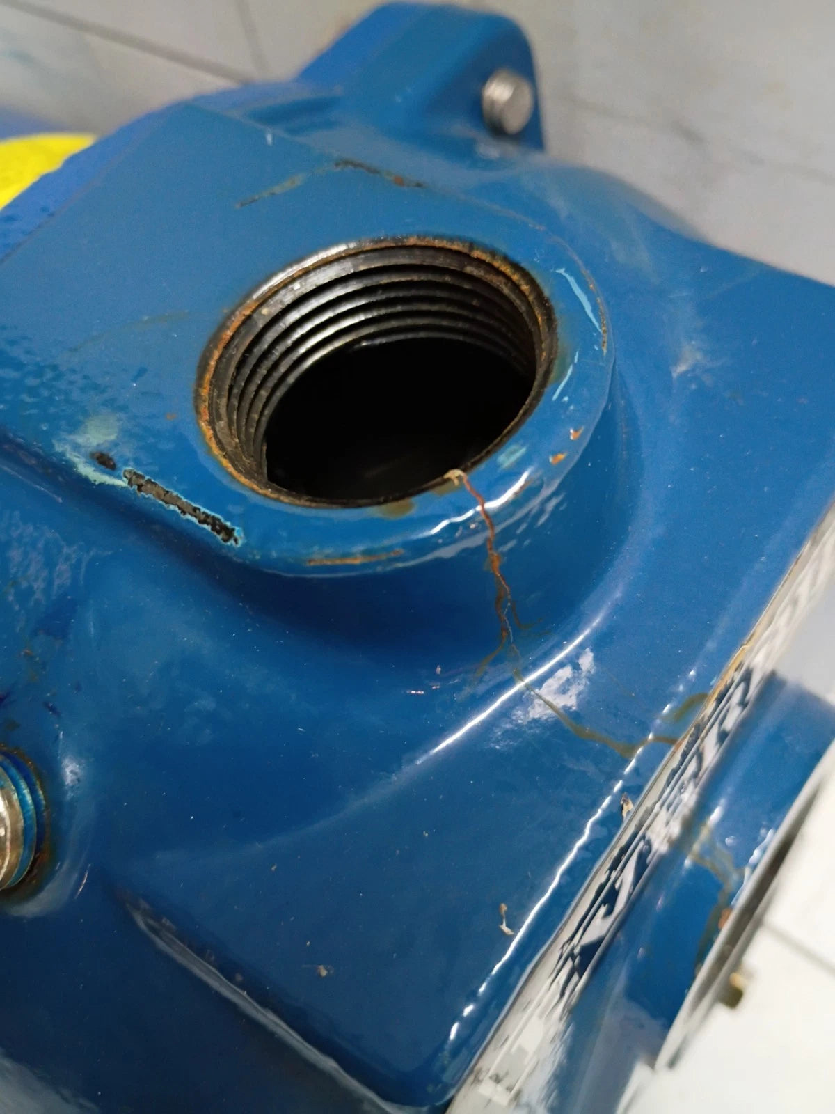 Everbilt 1 HP Professional Convertible Jet Pump. Read Description For Parts