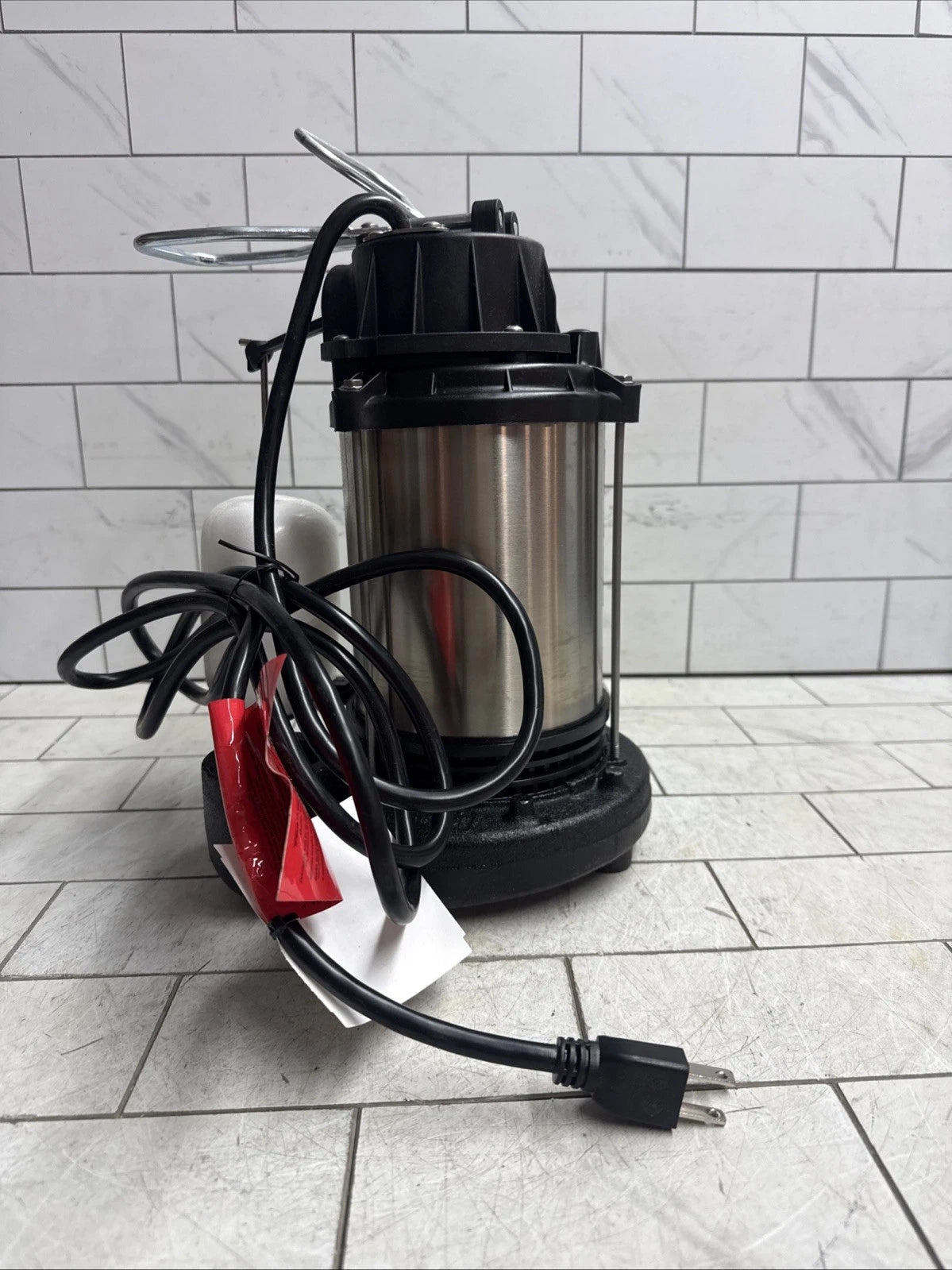 Wayne 58321-WYN3 CDU980E 3/4 HP Cast Iron & Stainless Steel Sump Pump Open Box