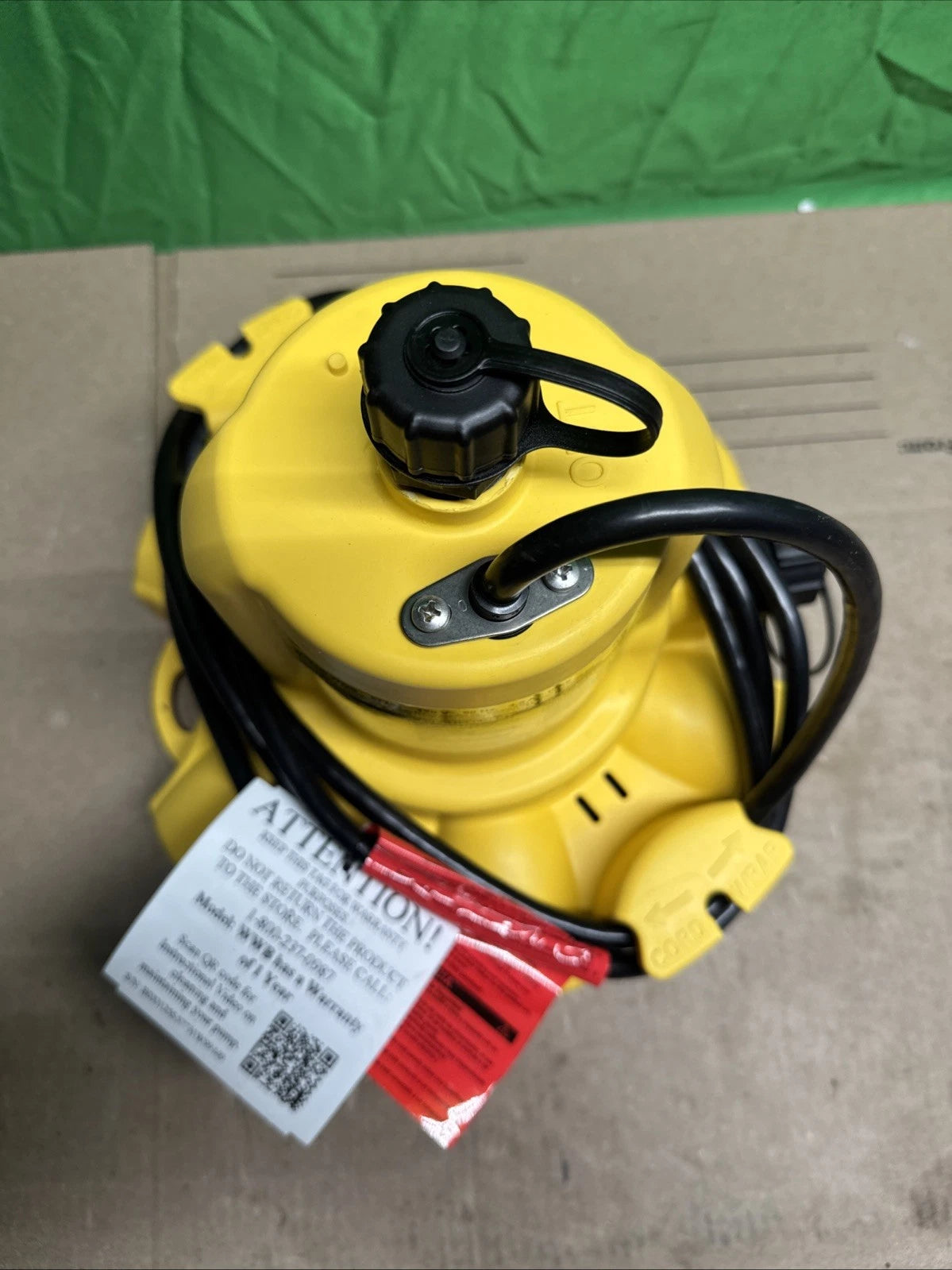 Wayne WWB WaterBUG Submersible Pump 1/6 hp .16 hp 1350 gph