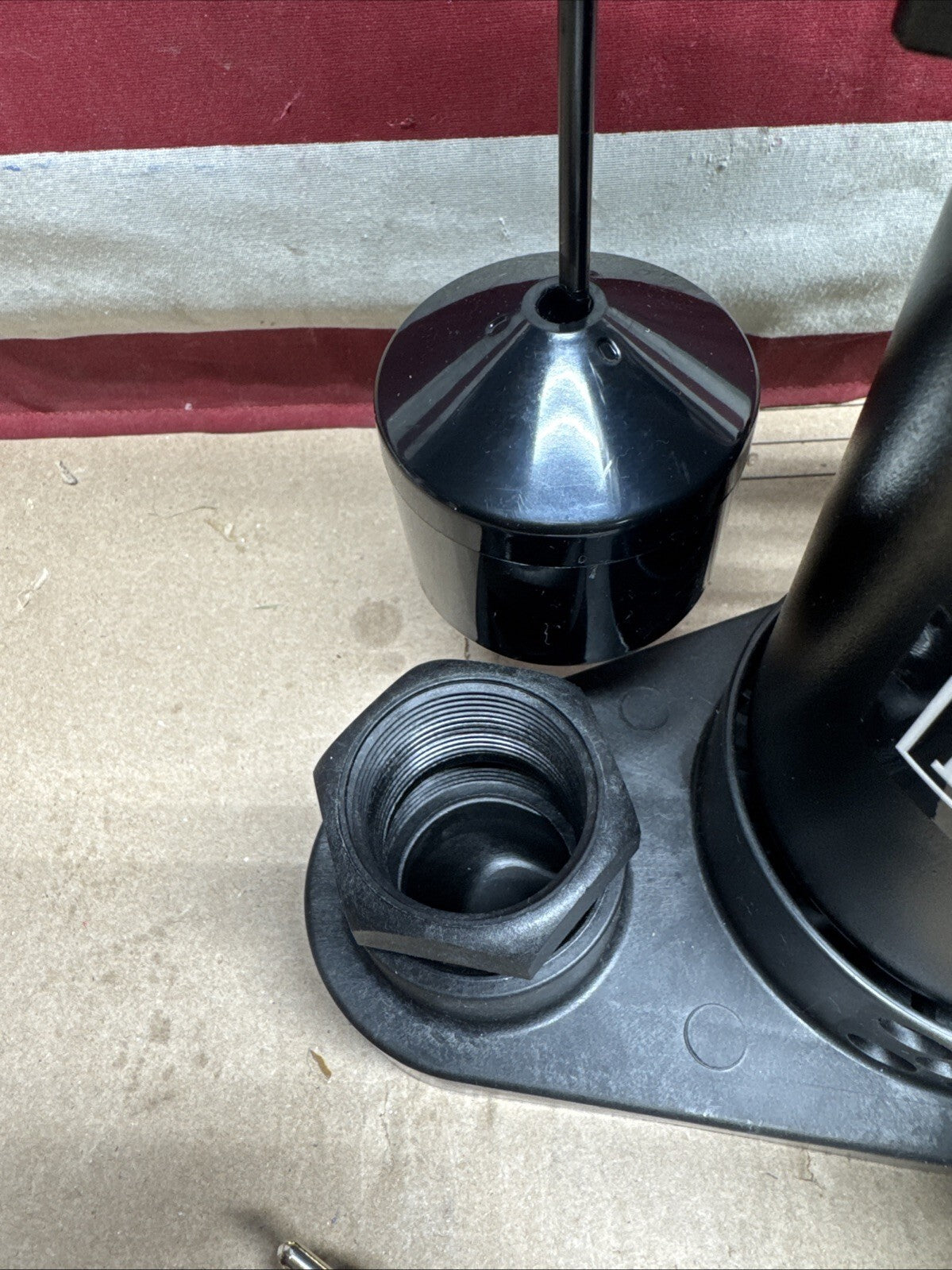 Everbilt HDSP50V 1/2 HP Submersible Sump Pump Thermoplastic Vertical., Open Box.