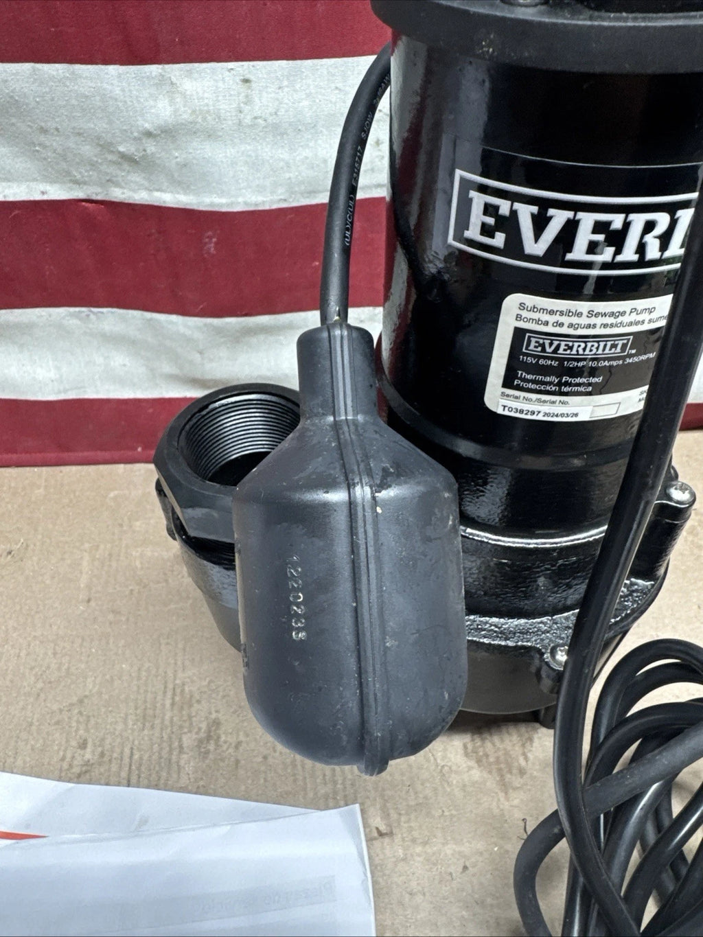 Everbilt 1/2 HP Submersible Sewage Ejector Pump (HDRSW50) with Tethered Switch