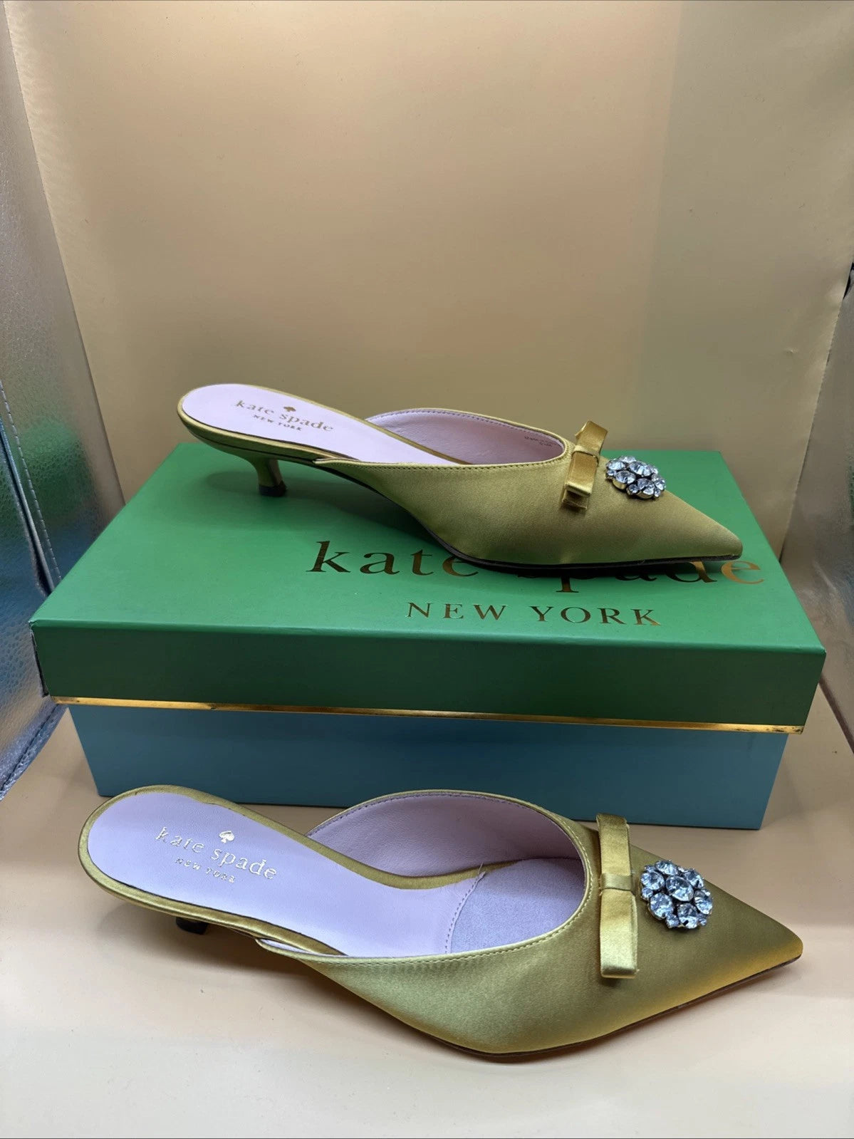 Kate Spade Darlene Mules Wmn 6.5M Roasted Maize Yellow Satin New Brooch Bow READ
