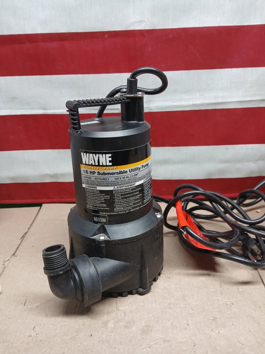 Wayne 1/6 HP Submersible Continuous Utility Pump RUP160