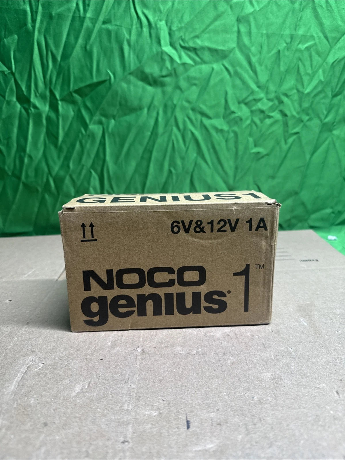 NOCO GENIUS1 6V/12V 1A Smart Battery Charger, Trickle Charger and Maintainer