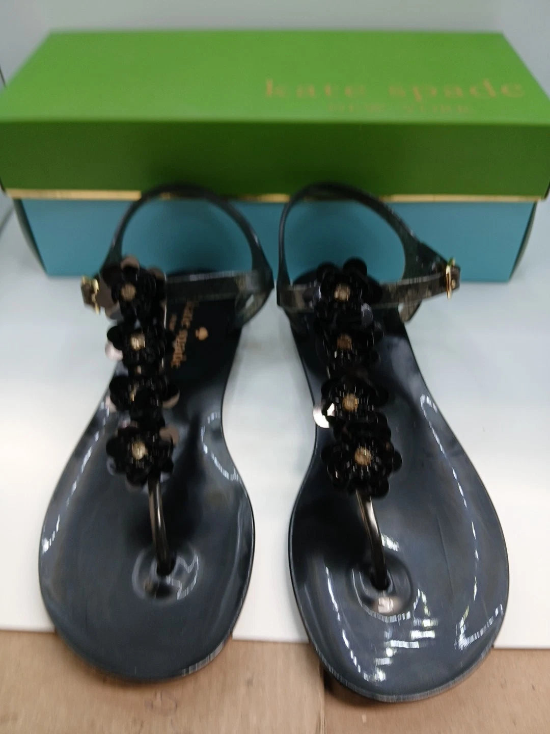 Kate Spade Black Sandals Women Size 5m Thong Style With Flower Detail