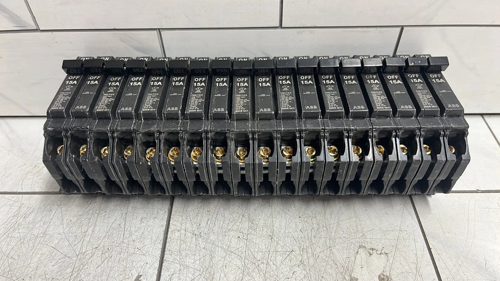 9PK ABB THQLT1515A 2-15 AMP SINGLE-POLE TANDEM 120-VOLT/240-VOLT CIRCUIT BREAKER