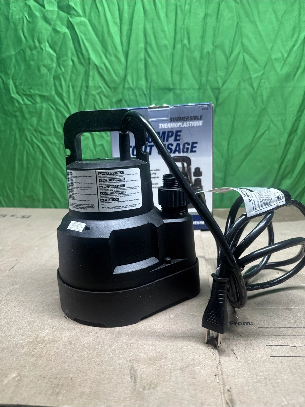 Superior Pump 1/6 HP Submersible Thermoplastic Oil-Free Utility Pump