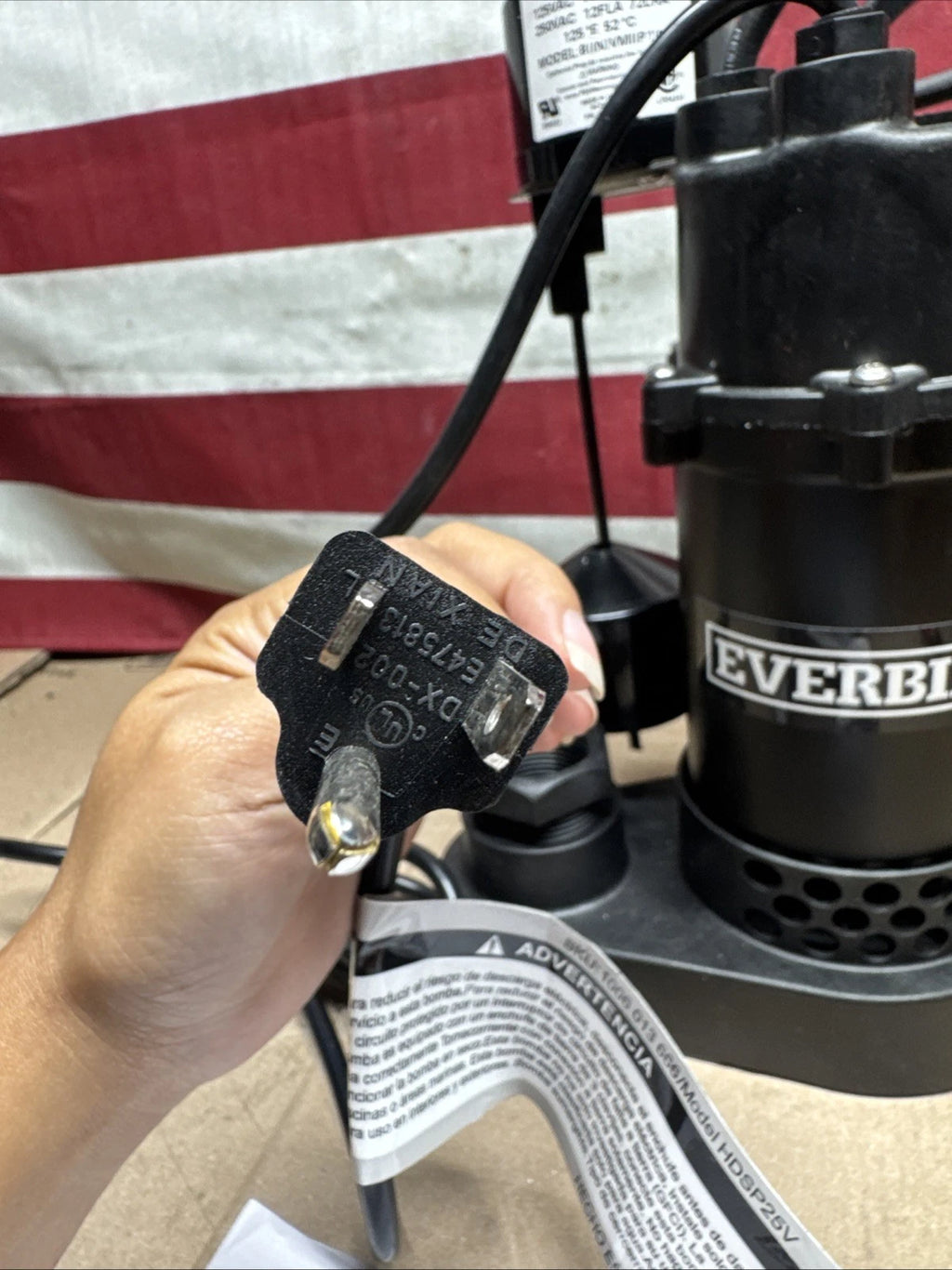 Everbilt HDSP25V 1/4 HP Aluminum Submersible Sump Pump Vertical Switch Open Box.