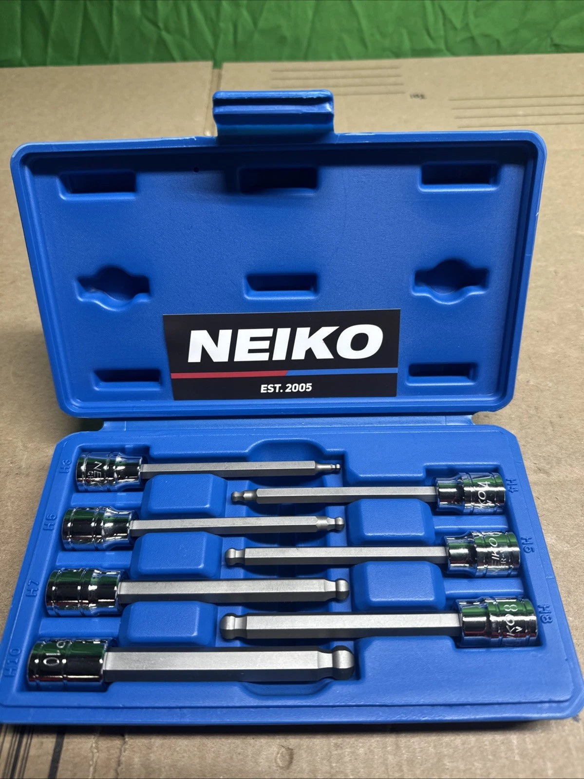Neiko 10243A 3/8-Inch-Drive Extra-Long Ball-End Hex-Bit 7pc Allen Socket Set