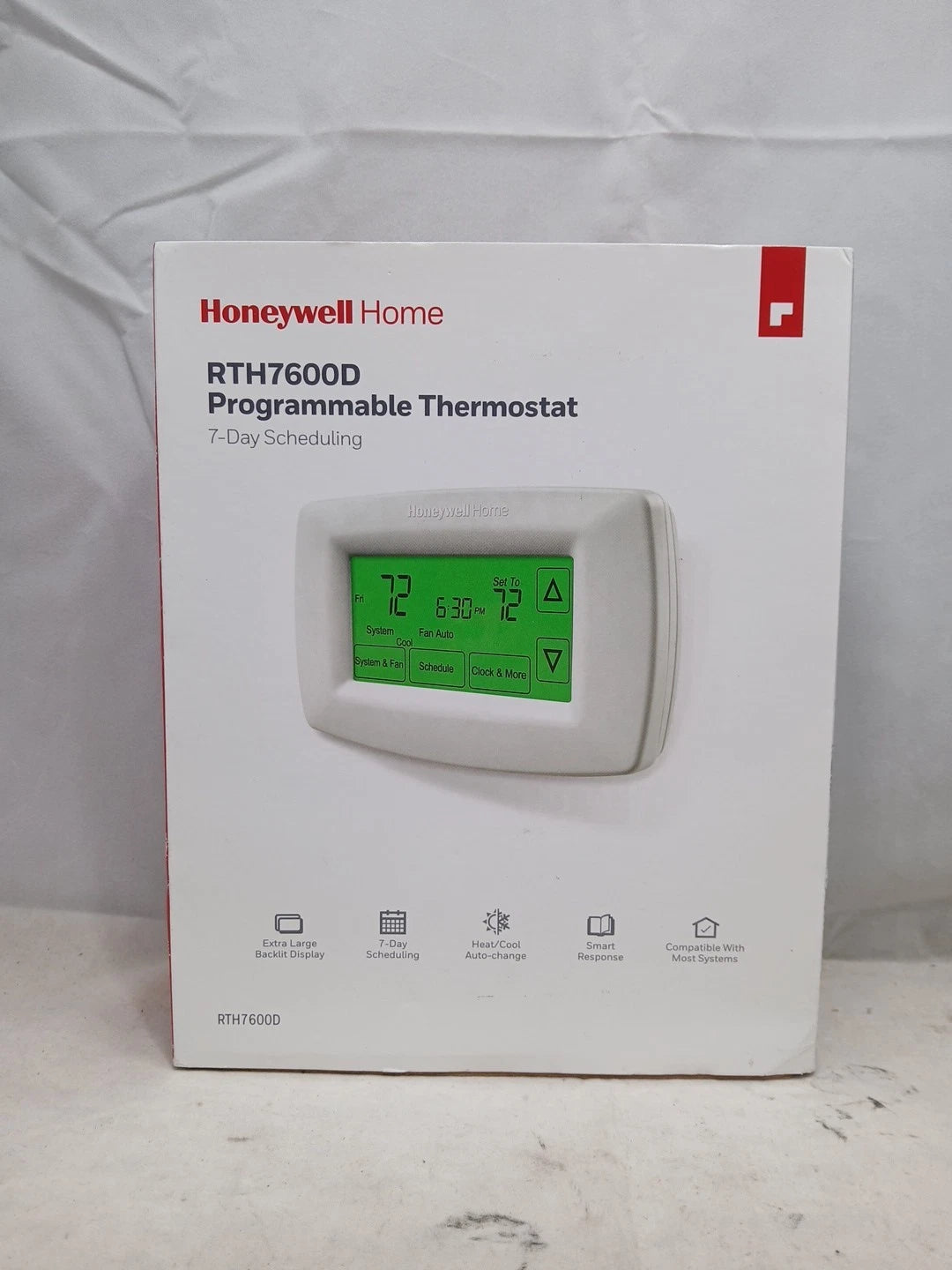 RTH7600D 7-Day Programmable Touchscreen Thermostat, White