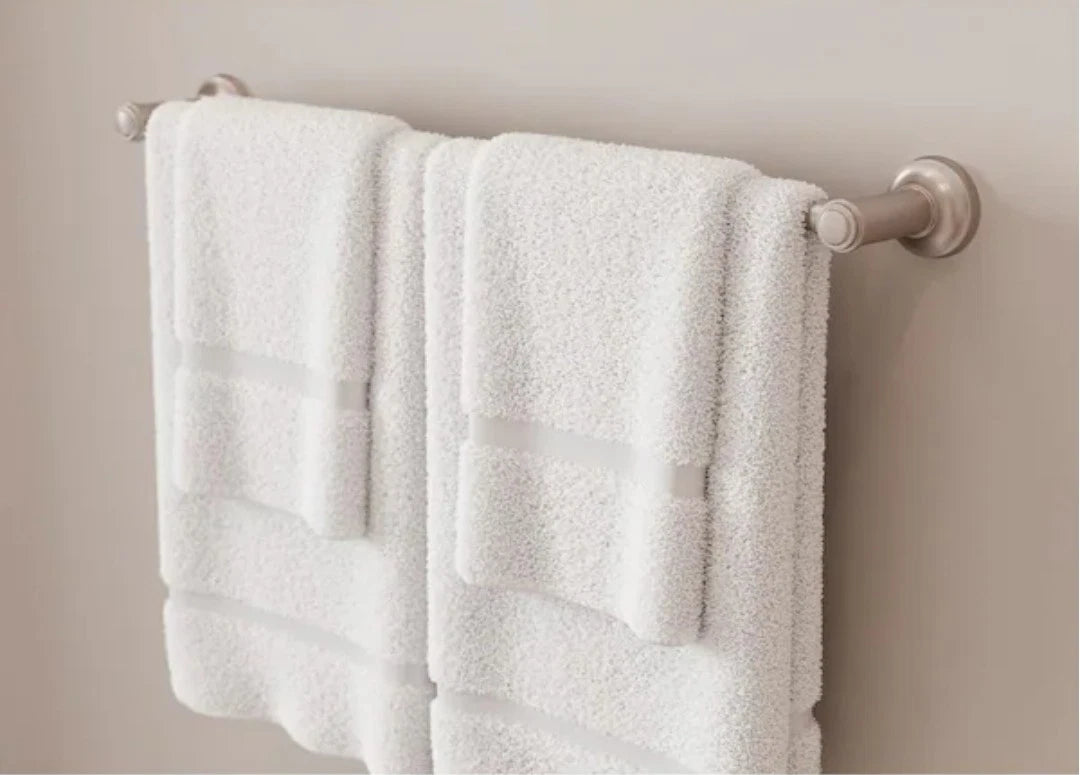 Pfister Briscoe 24 in Towel Bar Spot Defense Brushed NickelFinish BTB-BCO2GS NEW