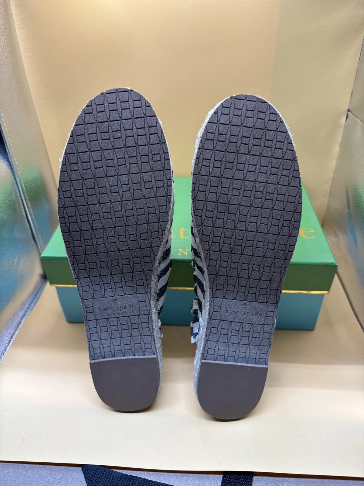 Kate Spade Stripe Espadrille Mules Size 10 Navy White Ruffled SlipOn Jute Resort