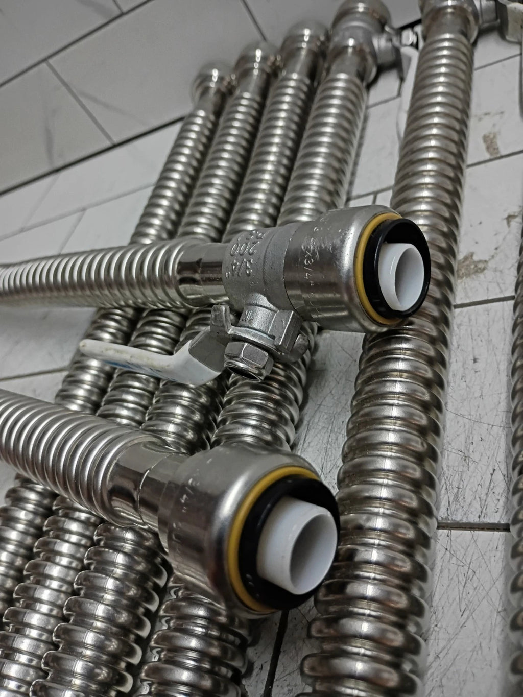 4 Sets Of Everbilt 3/4 in x 3/4 in. FIP 18" Water Heater Connection Kit NOB