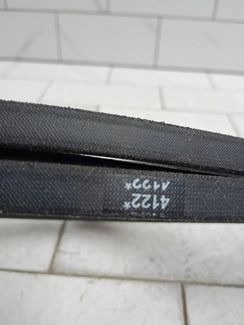 Genuine John Deere GX20305 Deck Drive Belt for 48" Deck NEW OPEN BOX