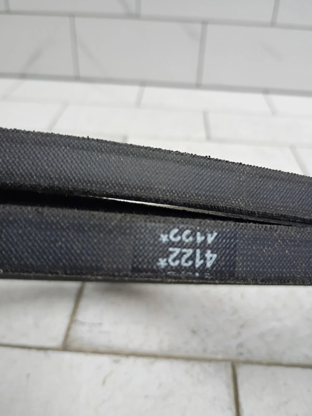 Genuine John Deere GX20305 Deck Drive Belt for 48" Deck NEW OPEN BOX