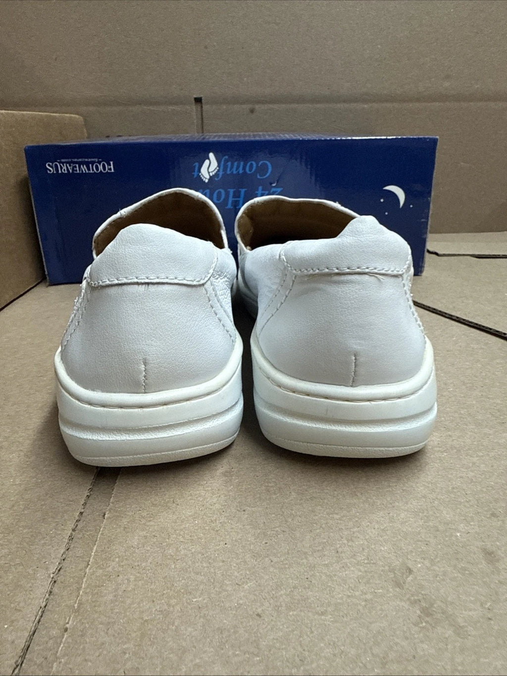 Nurse Mates Women's Slip-On Meredith Slip-Resistant Leather White Size 6.5w