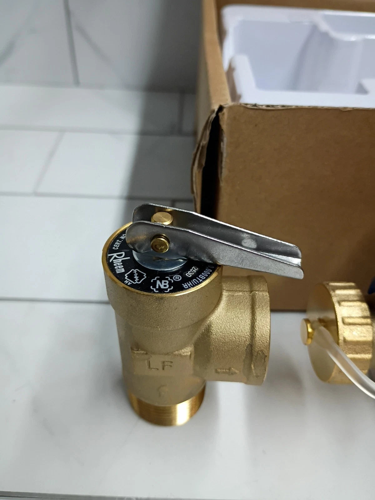 Rheem Brass Service Valves for Tankless Water Heaters RTG20326 New Open Box