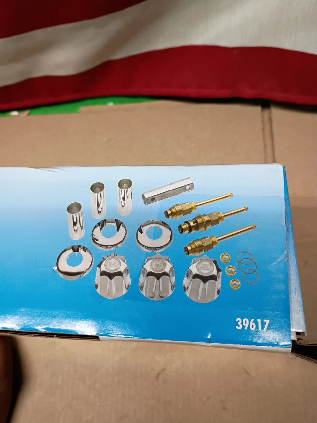 (1) Danco 39617 Tub/Shower Remodeling Kit for Gerber - CHROME NEW Open Box