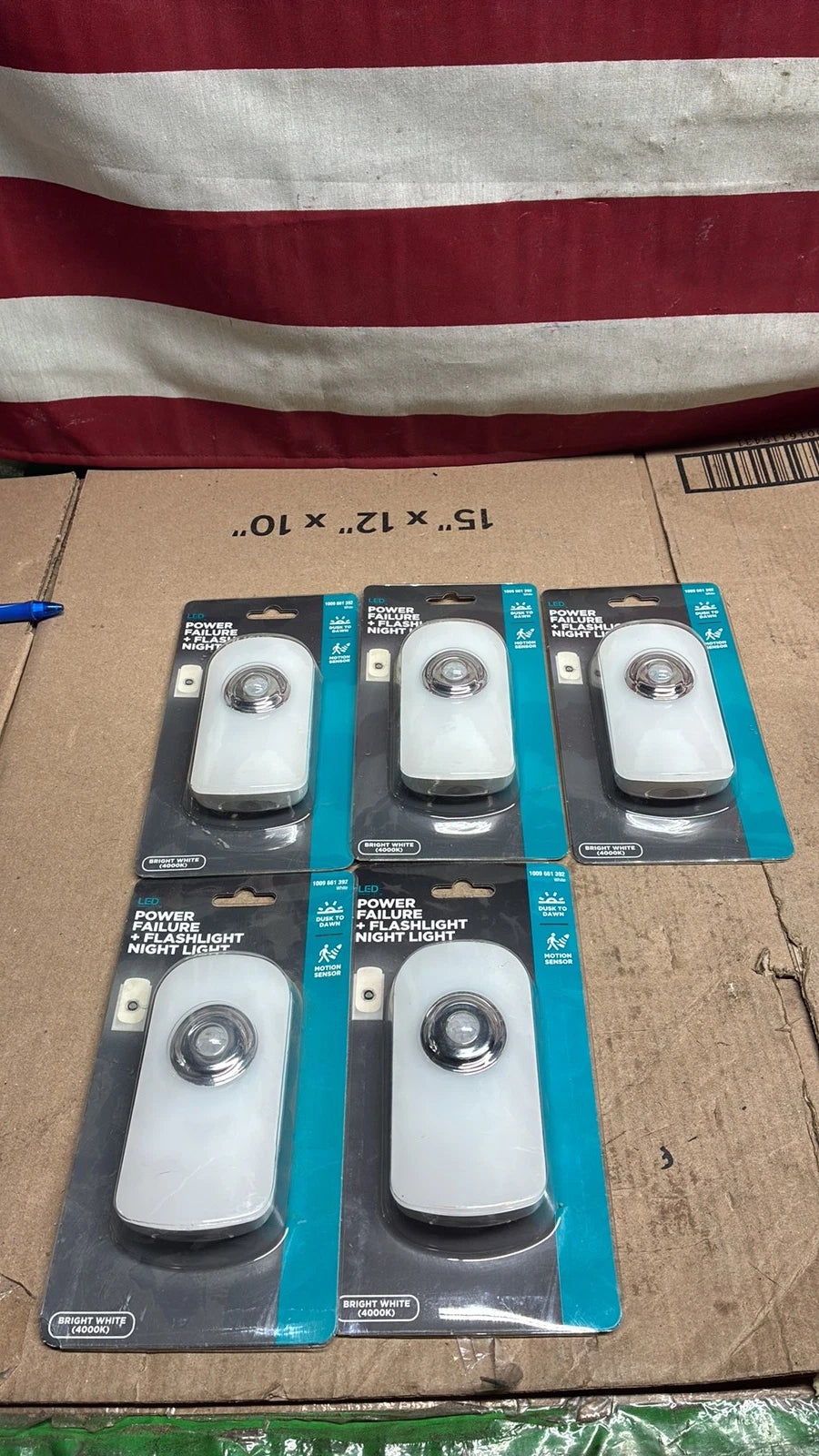 5-PK power failure Light Plug in Rechargeable Flashlight Emergency