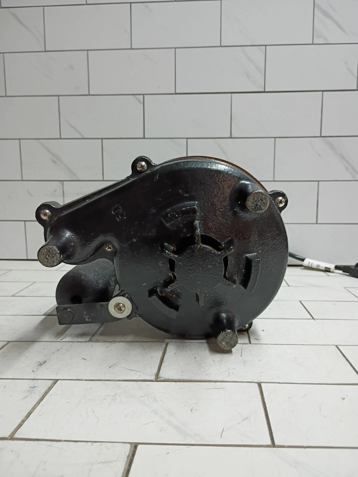 Everbilt HDS50 1/2 HP Cast Iron Submersible Sump Pump Used