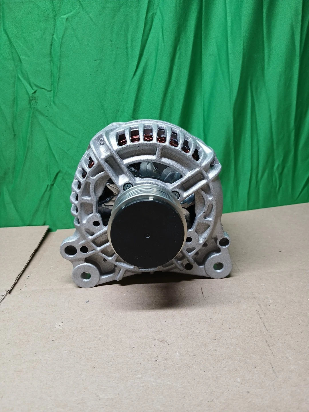 Bosch AL0880X Alternator For Volkswagen Beetle 2004-2010, 12-14 NEW OPEN BOX
