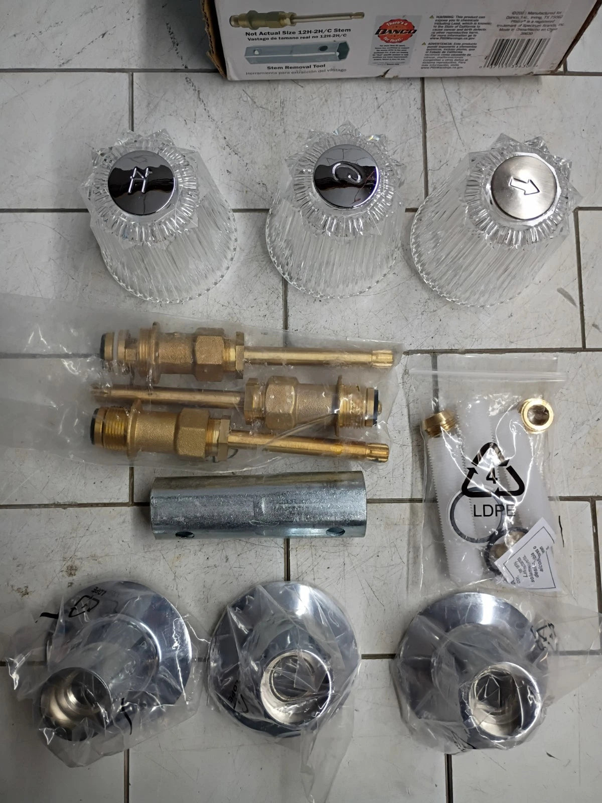 Danco 39630 Tub Shower Rebuild Kit For Pfister/ OPEN BOX Complete Set