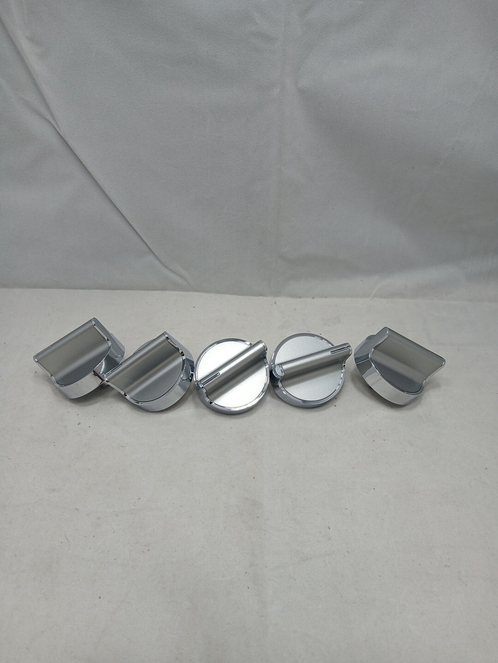 New Genuine OEM Whirlpool Oven Range Burner Knob Set W10698166