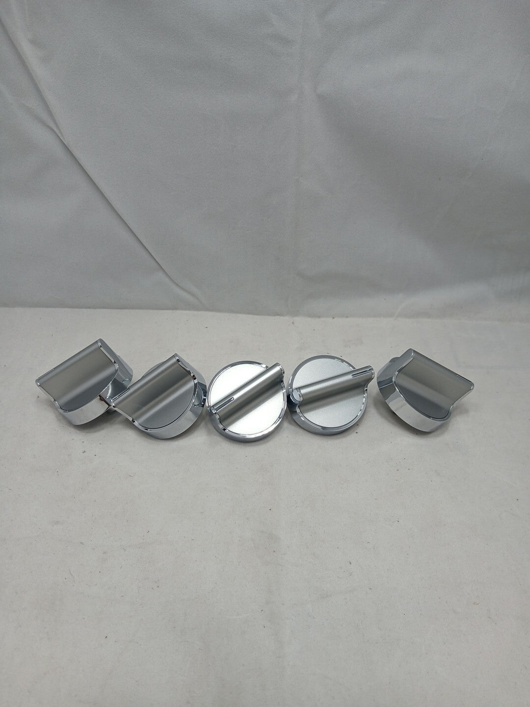New Genuine OEM Whirlpool Oven Range Burner Knob Set W10698166