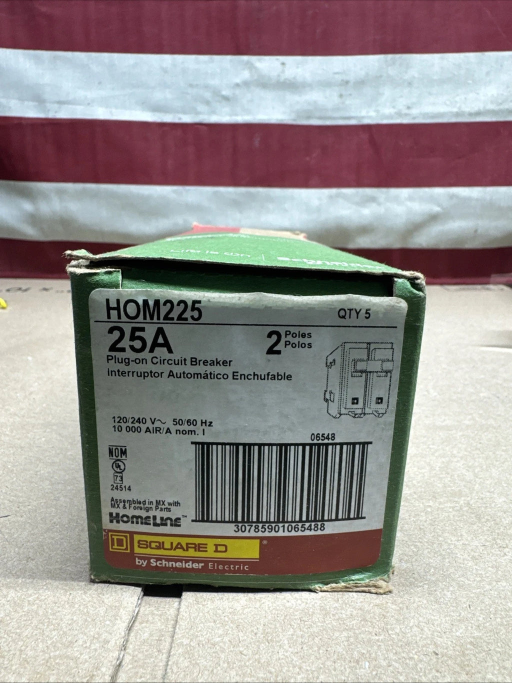 Lot of 5 Square D HOM225 25A 2-Pole Circuit Breaker Homeline Plug-On 120/240V.