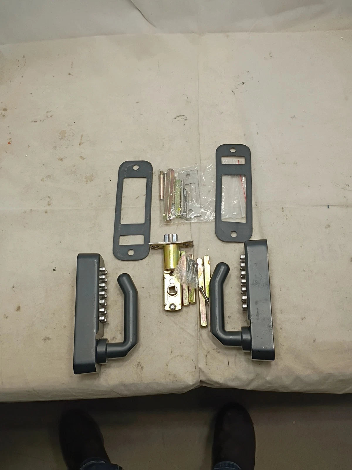 VEVOR Mechanical Keyless Entry Door Lock, 14 Digit Keypad, Double-sided