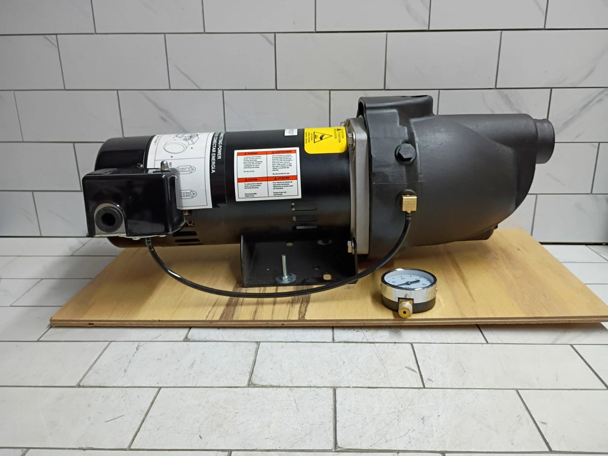 ECOFLO EFSWJ10P Thermoplastic 1HP Shallow Well Jet Pump 110/220v NEW OPEN BOX