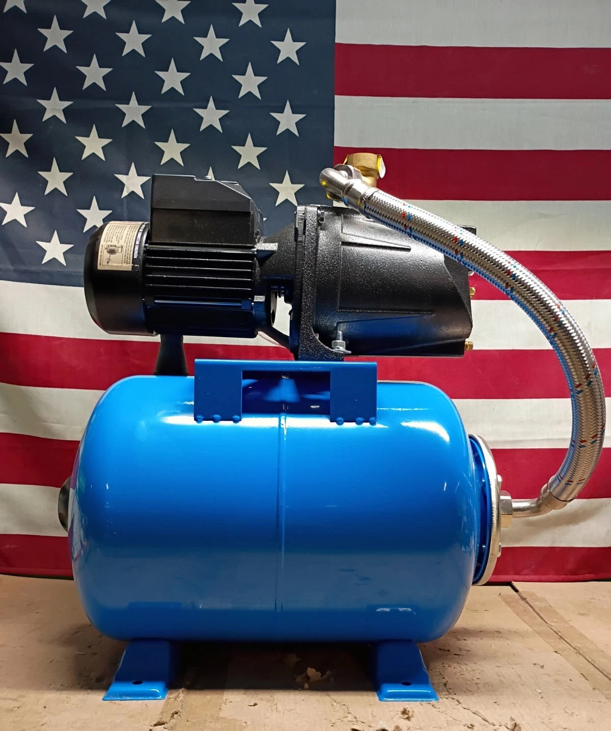 Everbilt 1/2HP Jet Pump/Tank Combo Cast iron with 6 Gallon Tank Open Box