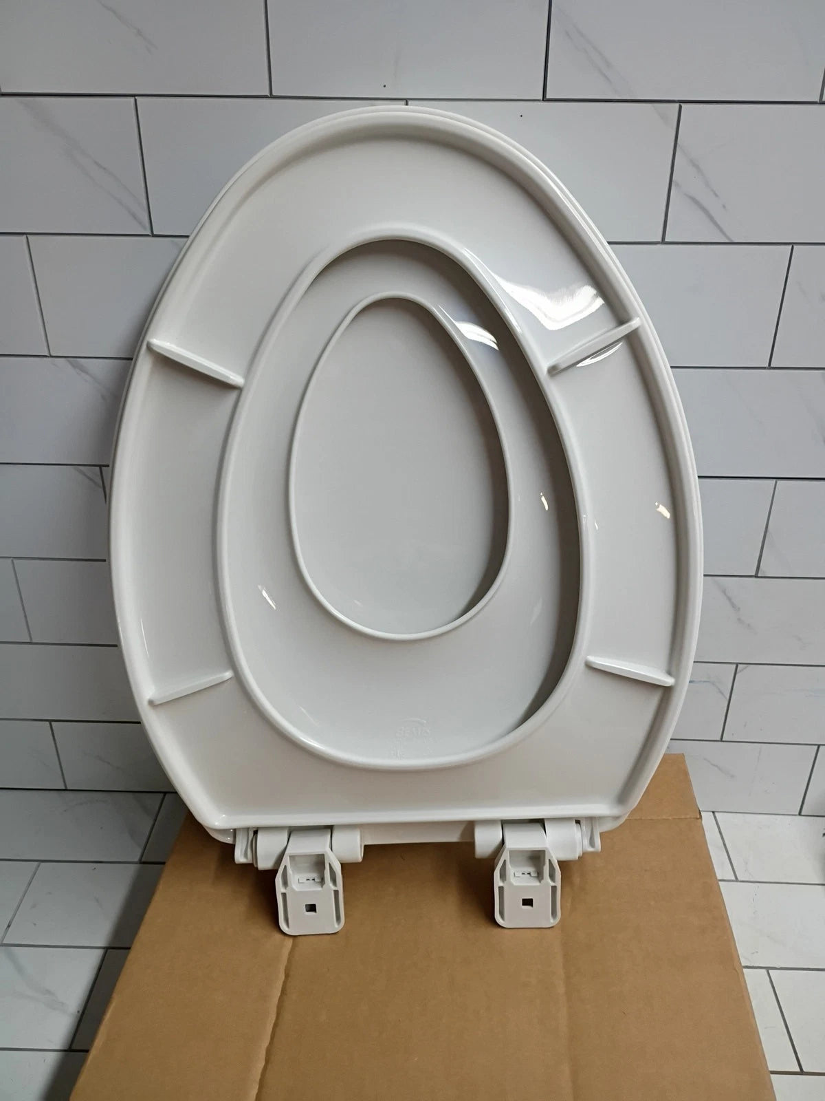 19.5 Inch Round Toilet Seat with Built-In Toddler Potty Training Seat, Open Box