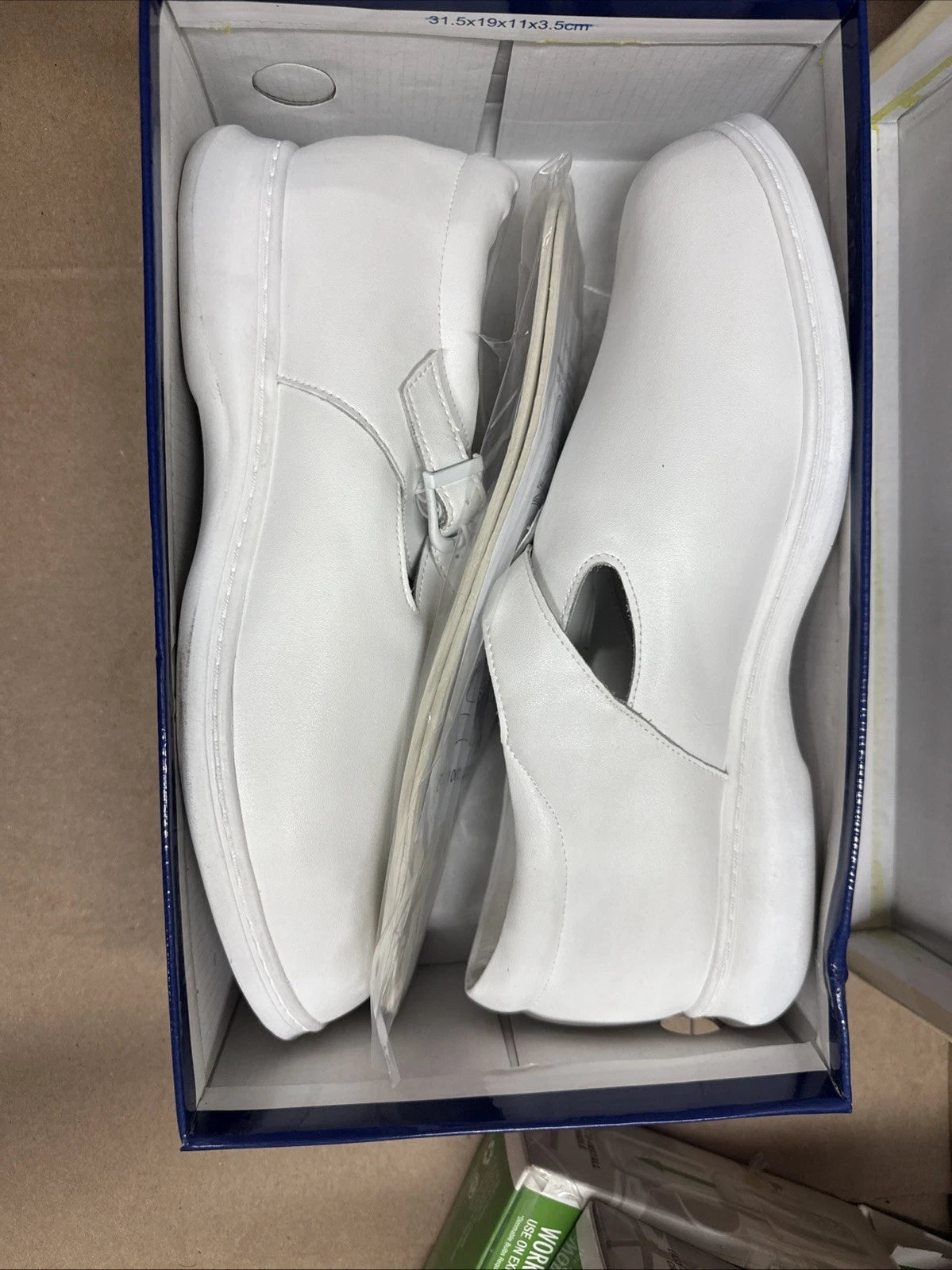 24 HOUR COMFORT Willa Women's Wide Width Leather Shoes size 10.5 nurse