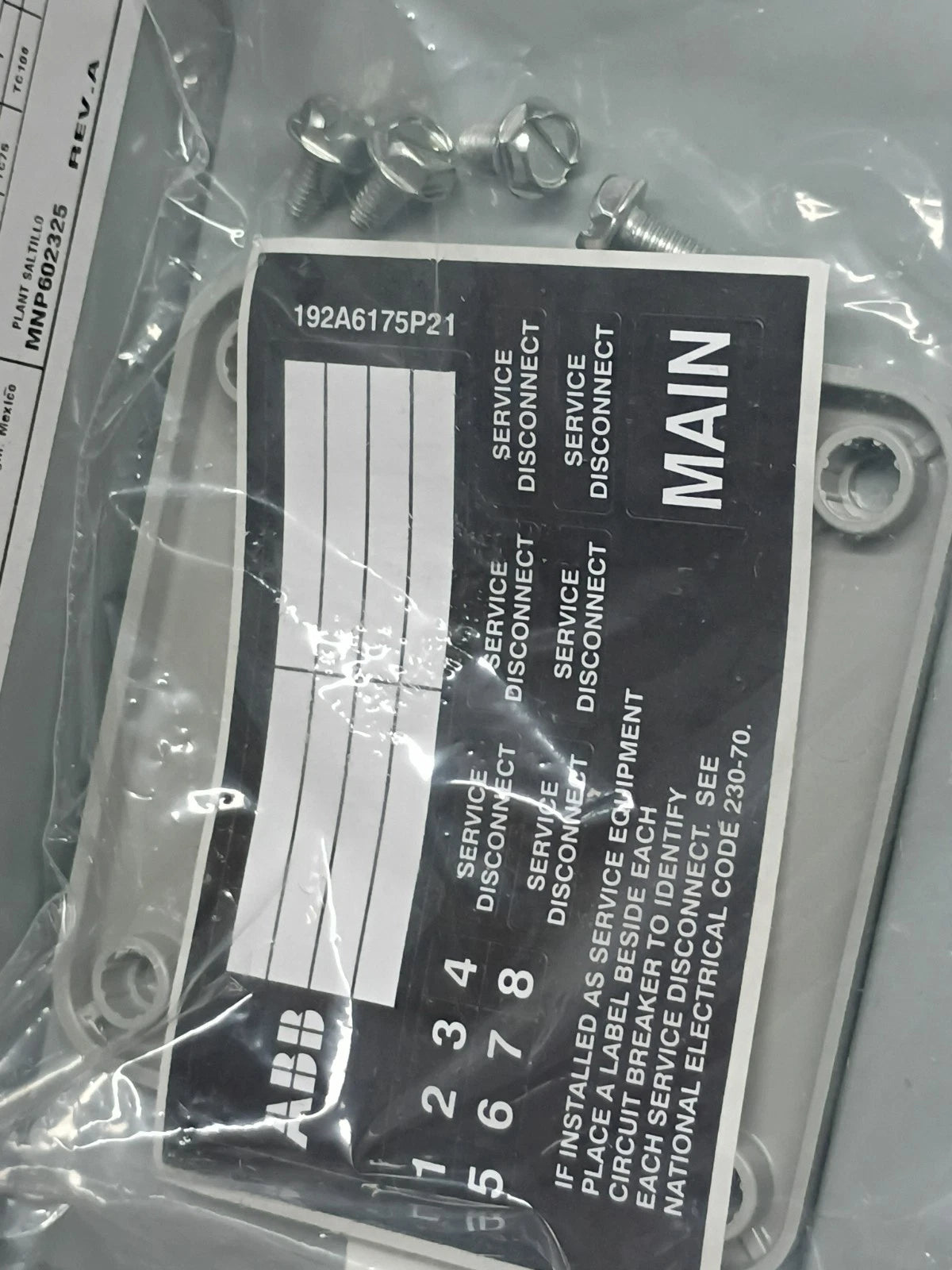 GE ABB TL240RCUA 40 Amp 2-Space 4-Circuit Outdoor Main Lug Load Center OB
