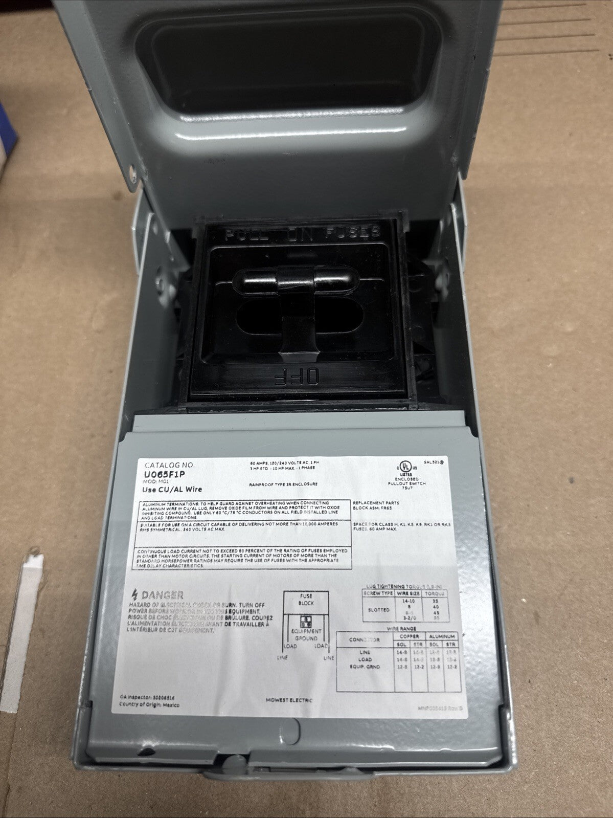 Midwest Electric 60 Amp 240V Fused AC Disconnect U065F1P