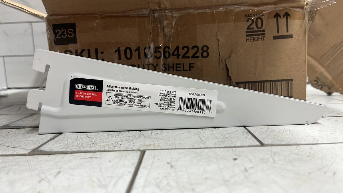 26 pack Everbilt S57A90925 9” heavy duty shelf white bracket Open Box